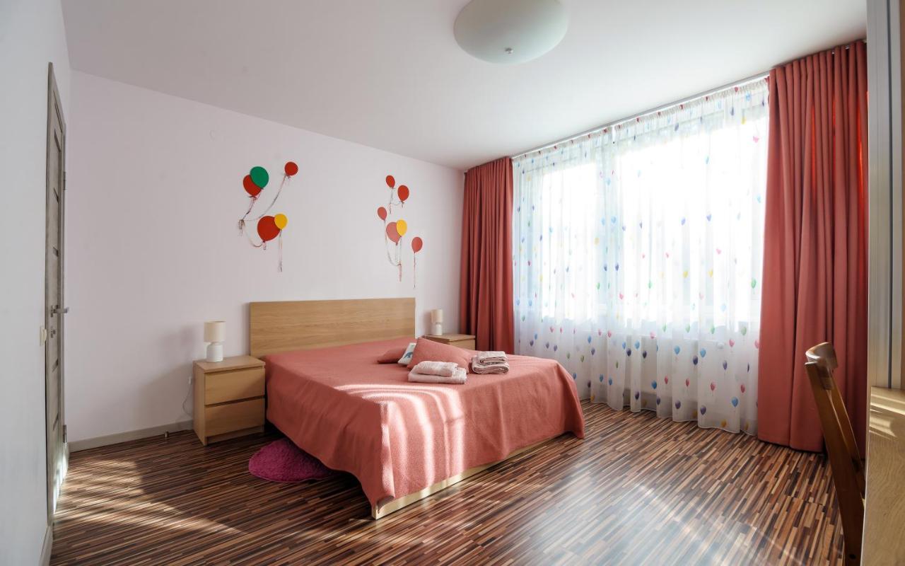 Colored Balloons - 3 Bedrooms, 3 Bathrooms, Equipped Large Apartments Lviv Exterior foto